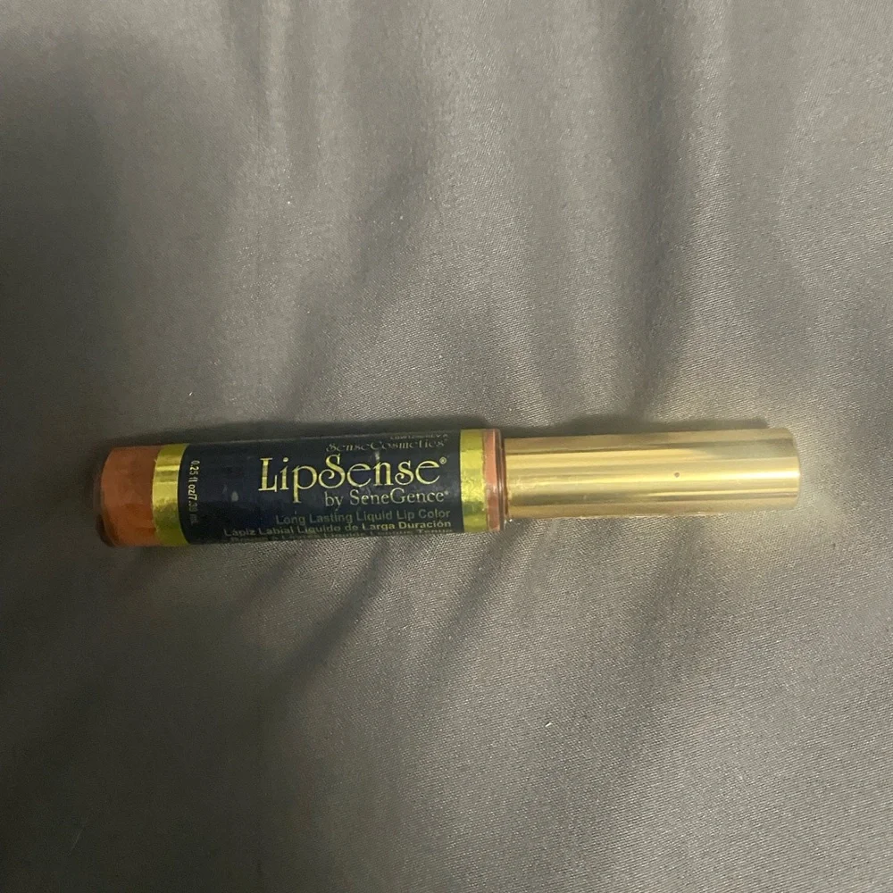 Lipsense